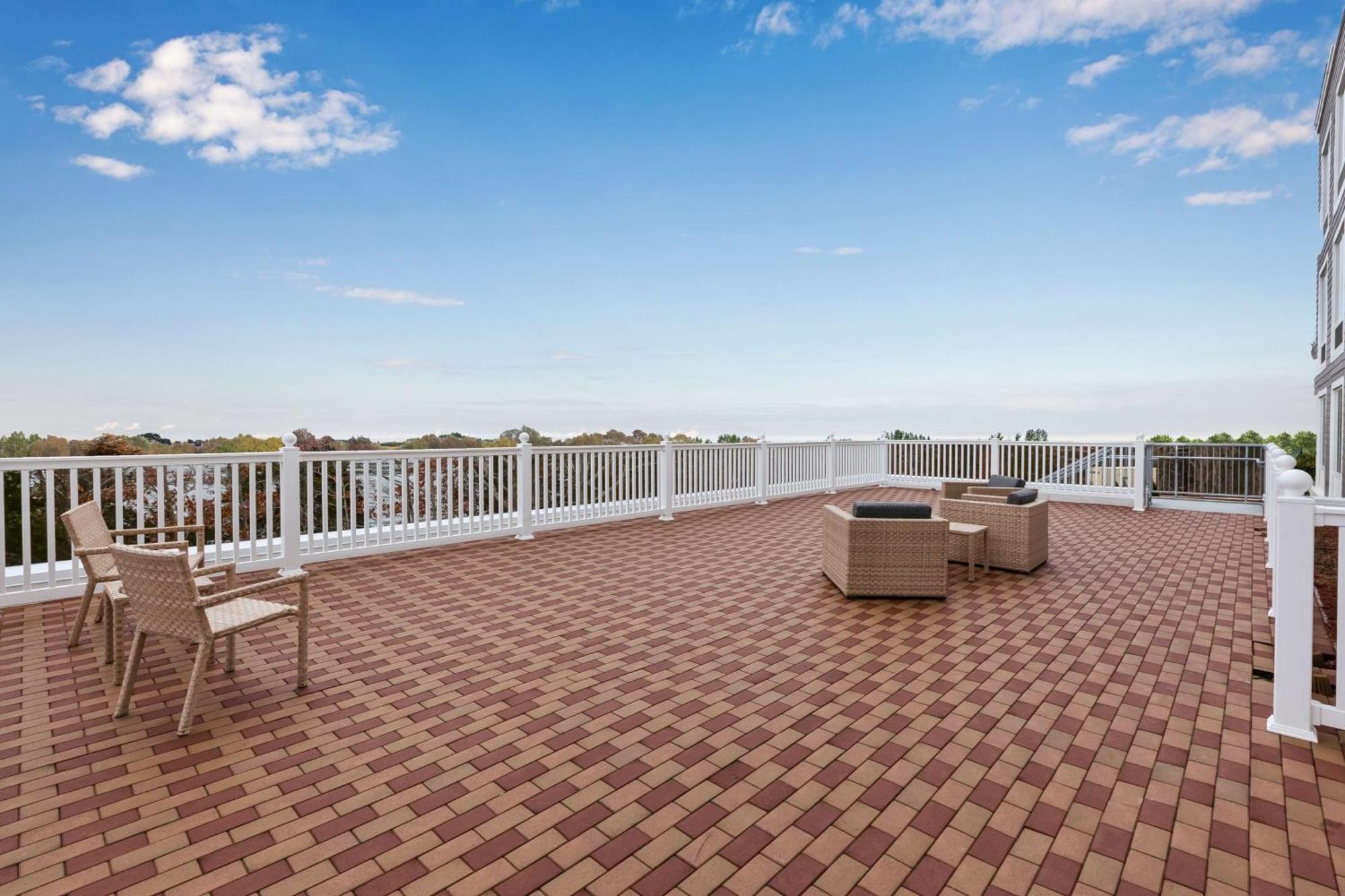 Hampton Inn Cape Cod Canal Bourne Exterior foto
